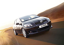 Toyota Auris   210 /