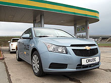 1000    Chevrolet Cruze.  