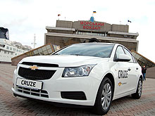 1000    Chevrolet Cruze.  