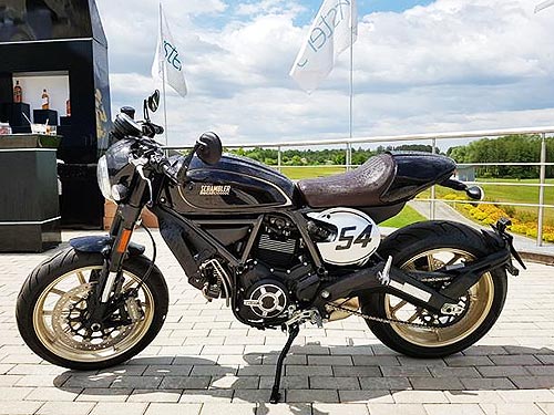 Ducati представила в Украине три новинки Ducati представила в Украине три новинки