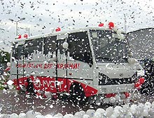  I-Van    