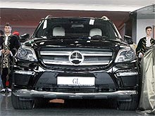       4-  Mercedes-Benz