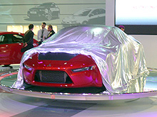 Mitsubishi      Kyiv Automotive Show - Mitsubishi