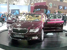  Skoda Superb      - Skoda