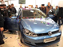          Volkswagen Golf. 