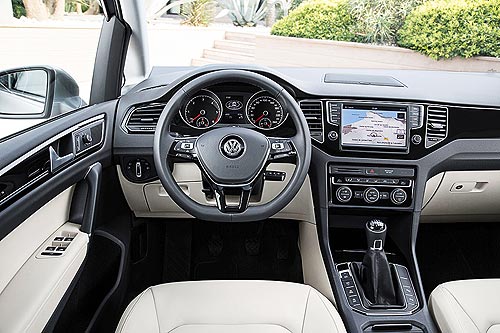      Volkswagen Golf Sportsvan - Volkswagen