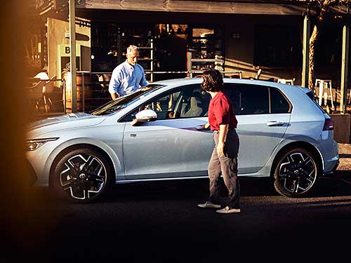      Volkswagen Golf - Volkswagen