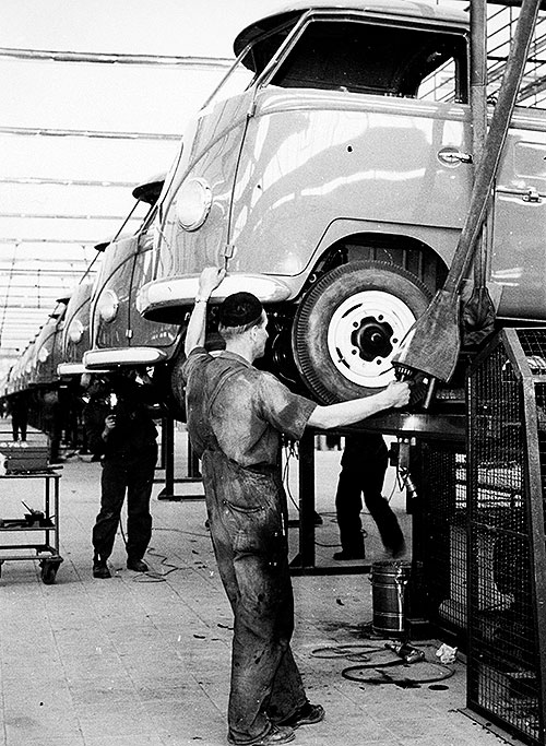 �� ����������� ��������� ���������� �������� Volkswagen. 70 ���� ������ � �������� - Volkswagen