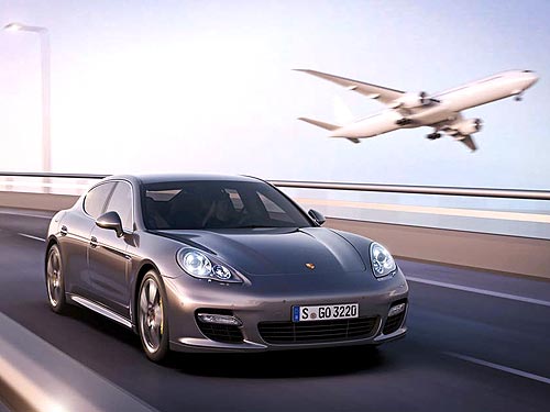 ����� ������ Porsche Panamera Turbo S ��� ����� ������ � ������� - Porsche