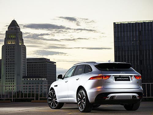      Jaguar F-Pace.  