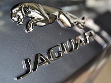      Jaguar F-Pace.  