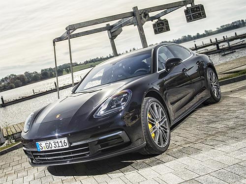 В Украине стартовали продажи нового поколения Porsche Panamera