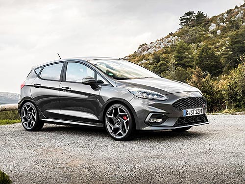 Ford   Fiesta ST   .   