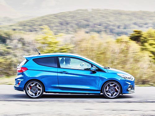  Ford Fiesta ST  200-  - Ford