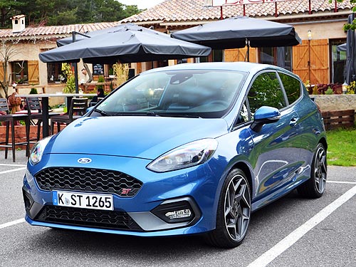    Ford Fiesta - Ford