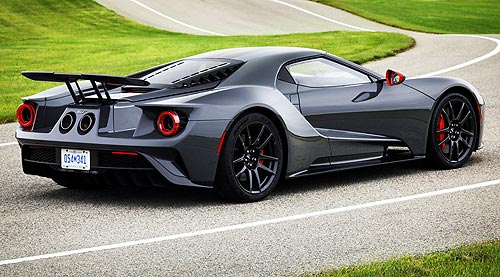   Ford GT    - Ford