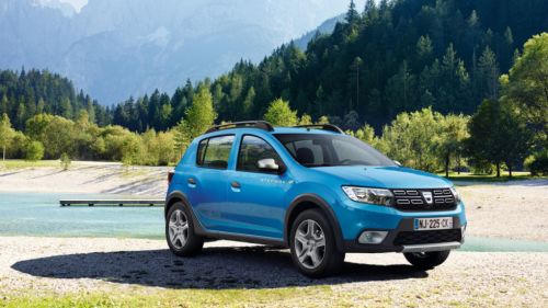   Renault Sandero   2 