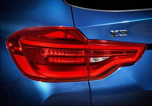 BMW ,     