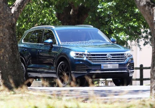     Volkswagen Touareg. 