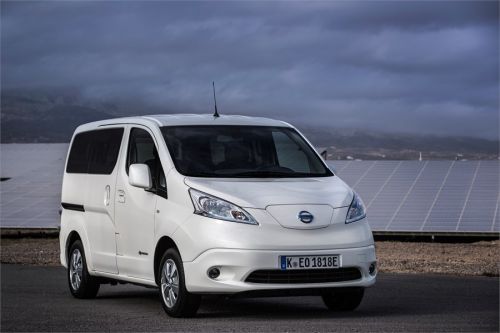 Обновленный Nissan e-NV200 имеет на 60% больше запас хода без подзарядки - Nissan