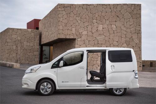 Обновленный Nissan e-NV200 имеет на 60% больше запас хода без подзарядки - Nissan