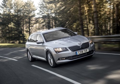  Skoda    Superb