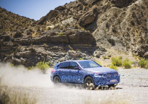 Mercedes-Benz      EQC