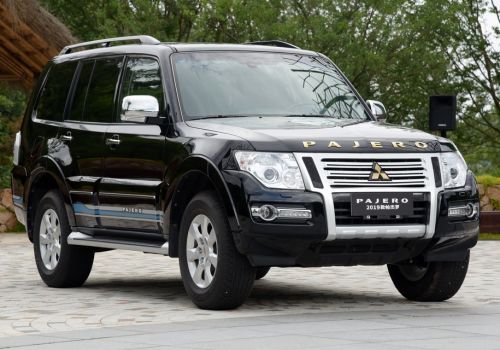 Mitsubishi  Pajero Wagon