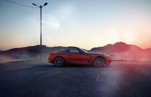    BMW Z4. 