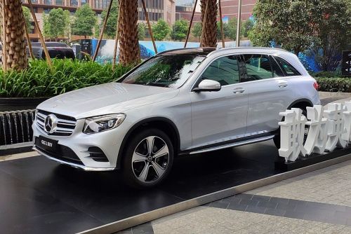  Mercedes-Benz    GLC