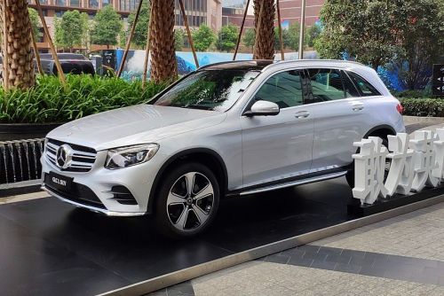  Mercedes-Benz    GLC - Mercedes-Benz