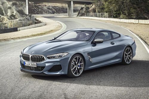     BMW 8 