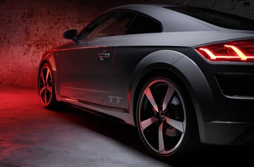 Audi     