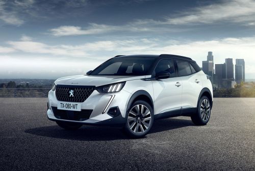    Peugeot 2008. 
