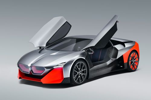 BMW   M-