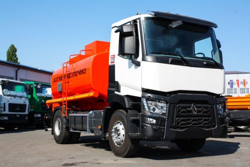 В Украине начали использовать шасси Renault Trucks для топливозаправщиков