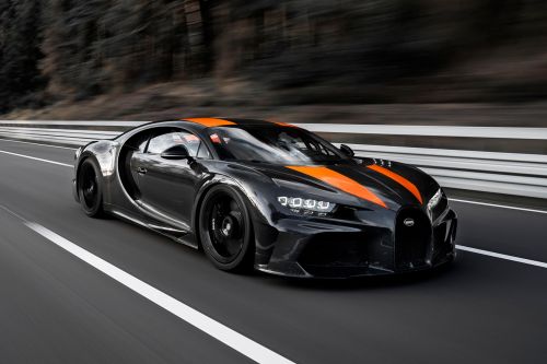 Bugatti Chiron        - Bugatti