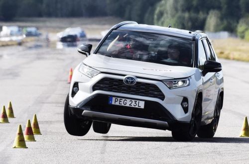  Toyota RAV4  ""  - Toyota