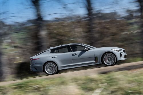  KIA Stinger     