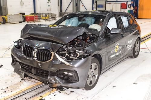 Euro NCAP    4  - NCAP