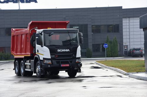 Карьер "Юнигран" закупил самосвалы Scania - Scania