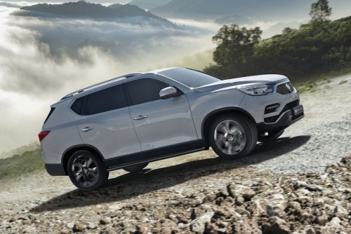 SsangYong Rexton   - SsangYong