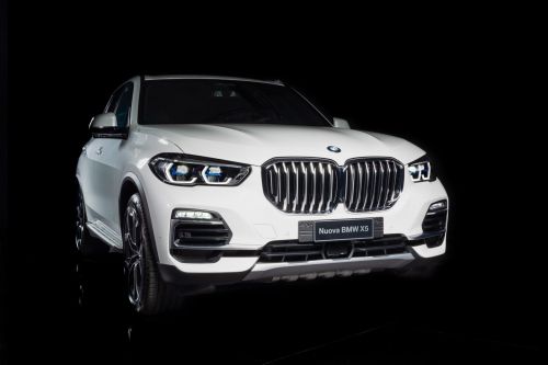 BMW    X5