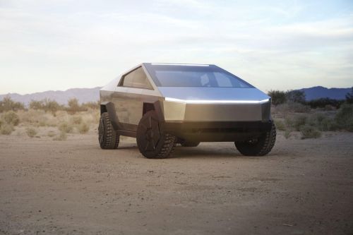  Tesla Cybertruck  500 000 