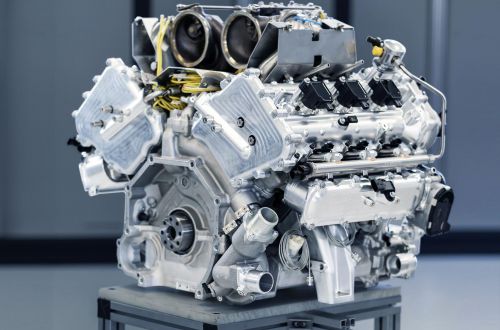 Aston Martin    V6