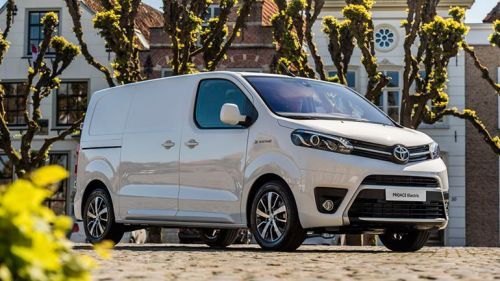  Toyota Proace   