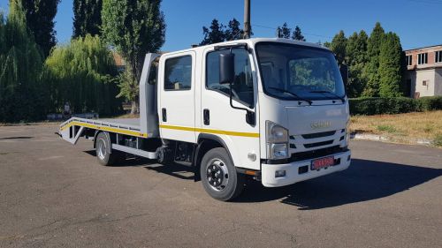 Isuzu        