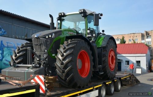 В Украине заблокировала вывод на рынок новых моделей тракторов  - трактор
