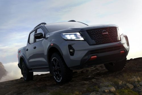 Nissan   Navara - Nissan