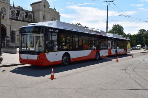 Луцк получил еще 2 троллейбуса Богдан Т70117